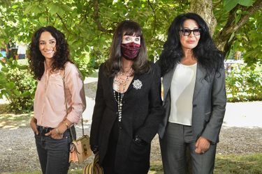 Rachida Brakni, Isabelle Adjani et Yamina Benguigui au Festival du film francophone d&#039;Angoulême pour la présentation du film «Soeurs» le 31 août 2020