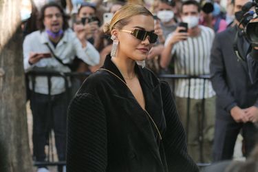 Rita Ora au défilé Fendi lors de la Fashion Week de Milan le 23 septembre 2020