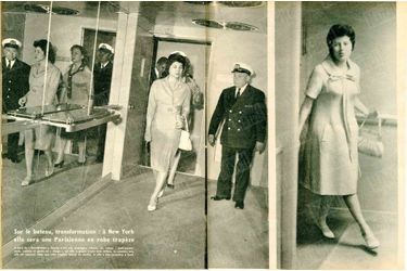 « Sur le bateau, transformation : à New York elle sera une Parisienne en robe trapèzeÀ bord du "Constitution", Soraya a été une passagère comme les autres : pont-promenade, cinéma et partie de "bingo", où elle a gagné trente-trois dollars. Le premier soir, elle est apparue dans une robe trapèze (photo de droite), et elle a fait sensation à bord. »Paris Match, n°472, daté du samedi 26 avril 1958