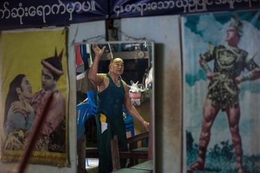 Sein Maung dans sa salle de sport, le 7 février 2020, à Rangoun. 