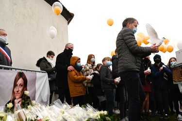 Lâcher de ballons en hommage à Estelle Luce, DRH tuée dans le Haut-Rhin fin janvier.