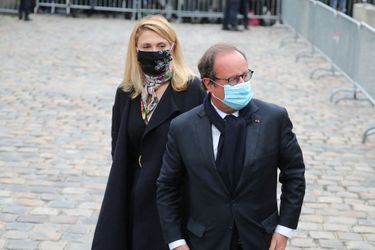 Julie Gayet et François Hollande aux obsèques de Juliette Gréco à Paris le 5 octobre 2020