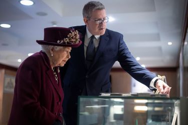 La reine Elizabeth II avec le directeur général du MI5 à Londres, le 25 février 2020