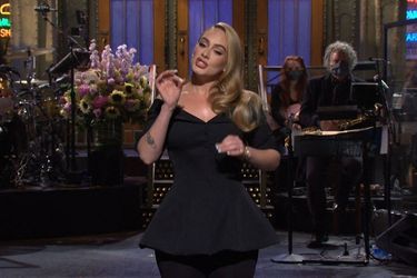 Adele dans l'émission «Saturday Night Live» diffusée le 24 octobre 2020