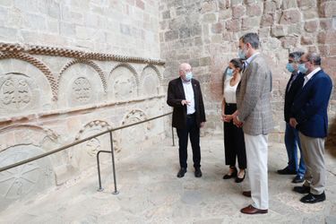 La reine Letizia et le roi Felipe VI d&#039;Espagne au monastère de San Juan de la Peña, le 8 juillet 2020