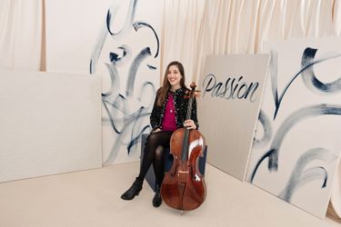 Camille Thomas, violoncelliste. (Chaumet 12 Vendôme, Paris, le 27 janvier 2021)