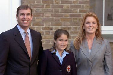 La princesse Eugenie d'York avec ses parents, le 6 septembre 2001