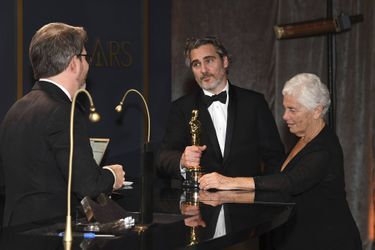 Joaquin Phoenix et sa mère Arlyn aux Oscars à Los Angeles le 9 février 2020 