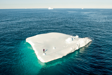 Dans le Nunavut, au Canada, en 2011. La calotte polaire fond et largue de plus en plus d’icebergs. 