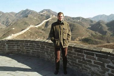Le prince Felipe d&#039;Espagne sur la Grande Muraille de Chine, le 11 novembre 2000