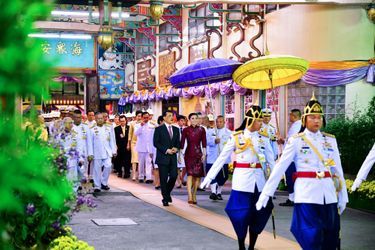 La reine Suthida et le roi Maha Vajiralongkorn de Thaïlande (Rama X) à Bangkok, le 6 décembre 2019