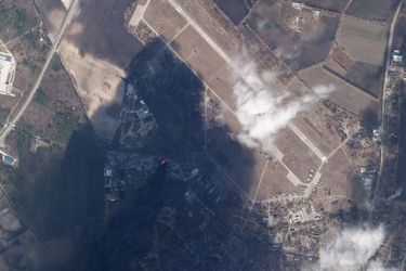 La base militaire de Vassylkiv, au sud de Kiev, en proie aux bombardements, le 27 février 2022.