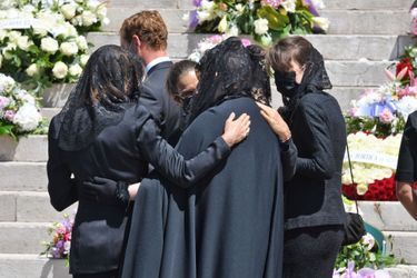La famille princère de Monaco lors des obsèques de la baronne Elizabeth-Ann de Massy à Monaco, le 17 juin 2020