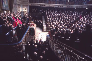 Proclamation de Juan Carlos roi d'Espagne à Madrid, le 22 novembre 1975