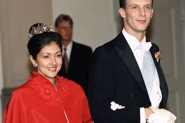 Le prince Joachim de Danemark et Alexandra Manley, lors du dîner donné à Copenhague le 17 novembre 1995, veille de leur mariage