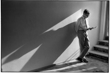Jean-Luc Godard sur le tournage du «Mépris».