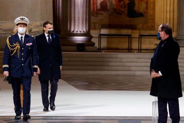 Emmanuel Macron et François Hollande dans le Panthéon