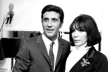 Juliette Gréco et Gilbert Bécaud en 1969.