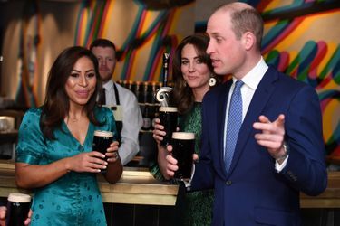 Kate Middleton et le prince William lors d'une soirée organisée dans les entrepôts de la marque de bière Guinness  à Dublin le 3 mars 2020. 