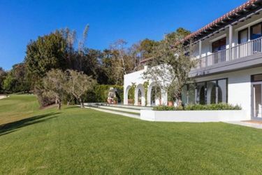 Lori Loughlin a vendu sa maison de Bel-Air (Los Angeles) au co-fondateur de Tinder Justin Mateen pour 18 millions de dollars