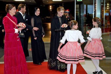 La princesse Caroline de Hanovre avec son fils Andrea Casiraghi et ses deux belles-filles à Monaco, le 19 novembre 2019