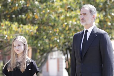 Le roi Felipe VI d&#039;Espagne avec sa fille aînée la princesse des Asturies Leonor à Madrid, le 27 mai 2020