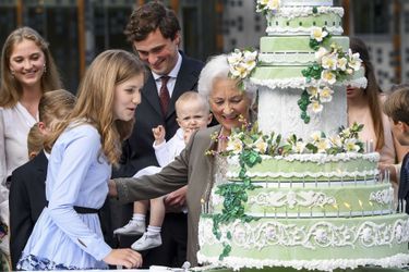 La princesse Elisabeth de Belgique lors de la fête des 80 ans de sa grand-mère, l&#039;ex-reine Paola, le 29 juin 2017