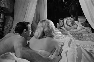 Sean Connery dans la peau de James Bond dans «Bons baisers de Russie», sorti en 1963 (ici avec l&#039;actrice Daniela Bianchi)