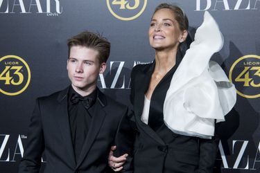 Sharon Stone et son fils Roan Bronstein lors de la soirée Harper Bazaar Attitude 43 Awards à Madrid le 5 novembre 2019.