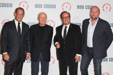 Vincent Lindon, Jérôme Seydoux, François Hollande et François Damiens à l&#039;avant-première du film «Mon Cousin» au Grand Rex à Paris le 28 septembre 2020