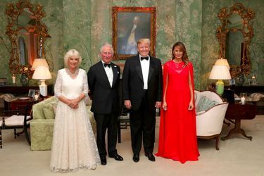 La duchesse de Cornouailles Camilla, le prince Charles, Donald et Melania Trump à Winfield House, le 4 juin 2019.