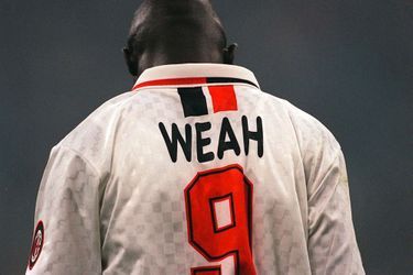 George Weah avec l&#039;AC Milan, en avril 1997.