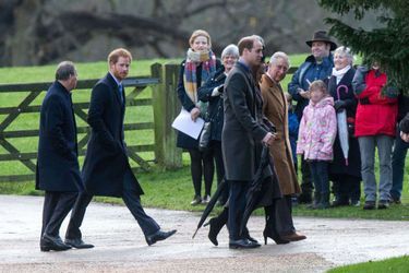 Les princes Charles, William et Harry et la duchesse Catherine de Cambridge à Sandringham, le 27 décembre 2015