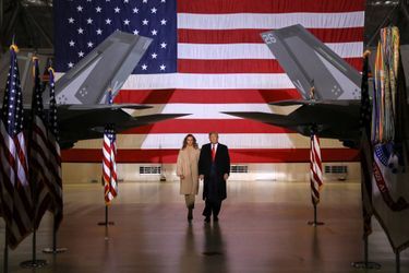 Donald et Melania Trump sur la base militaire Andrews, le 20 décembre 2019.