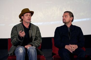 Brad Pitt et Leonardo DiCaprio lors d&#039;un panel Q&amp;A autour du film «Once Upon A Time In Hollywood» à Los Angeles le 17 décembre 2019