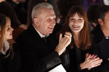 Carla Bruni et Jean Paul Gaultier à Paris, en janvier 2014.