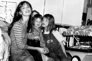 Kate Barry, l'album de la tendresse - Jane Birkin et ses filles