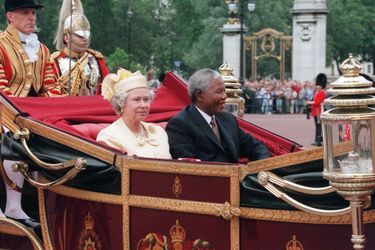 Avec la reine Elisabeth, en juillet 1996