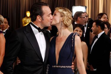 Jean Dujardin et Alexandra Lamy, lors de la soirée des Oscars en 2012. 
