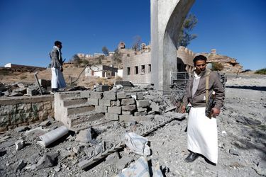 Destructions provoquées par les raids aériens dans la province de Hajjah le 9 décembre 2017