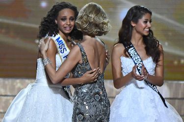 Alicia Aylies, 18 ans, succède à Iris Mittenaere : elle est la première Miss Guyane a devenir Miss France