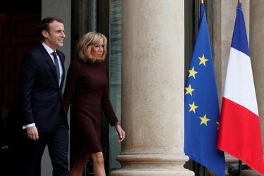 Emmanuel Macron et son épouse Brigitte , le 18 novembre à l&#039;Elysée. 