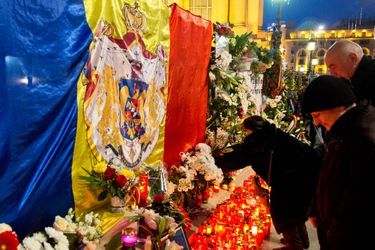 Les Roumains rendent hommage à l&#039;ex-roi Michel de Roumanie à Bucarest, le 14 décembre 2017