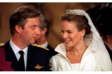 Le prince Philippe de Belgique et Mathilde d&#039;Udekem d&#039;Acoz, à Bruxelles le 4 décembre 1999, jour de leur mariage