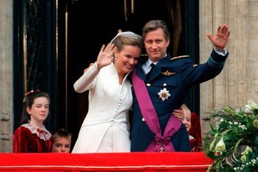 Mathilde d&#039;Udekem d&#039;Acoz et le prince Philippe de Belgique, à Bruxelles le 4 décembre 1999, jour de leur mariage