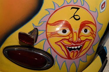 La Porsche psychédélique de Janis Joplin a été vendue aux enchères ce jeudi 10 décembre à New York.