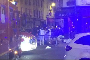 "On a vu un mec qui fusillait à la kalachnikov" - Fusillades à Paris