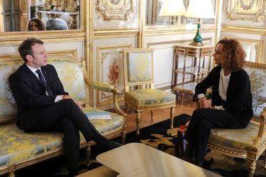 Emmanuel Macron et Leila Slimani, lundi à l&#039;Elysée. 