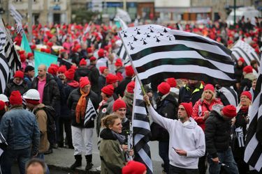 Manifestation mouvementée à Quimper - Crise en Bretagne