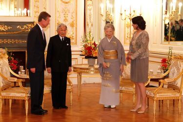 La princesse Alexandra et le grand-duc Henri de Luxembourg avec le couple impérial du Japon à Tokyo, le 29 novembre 2017